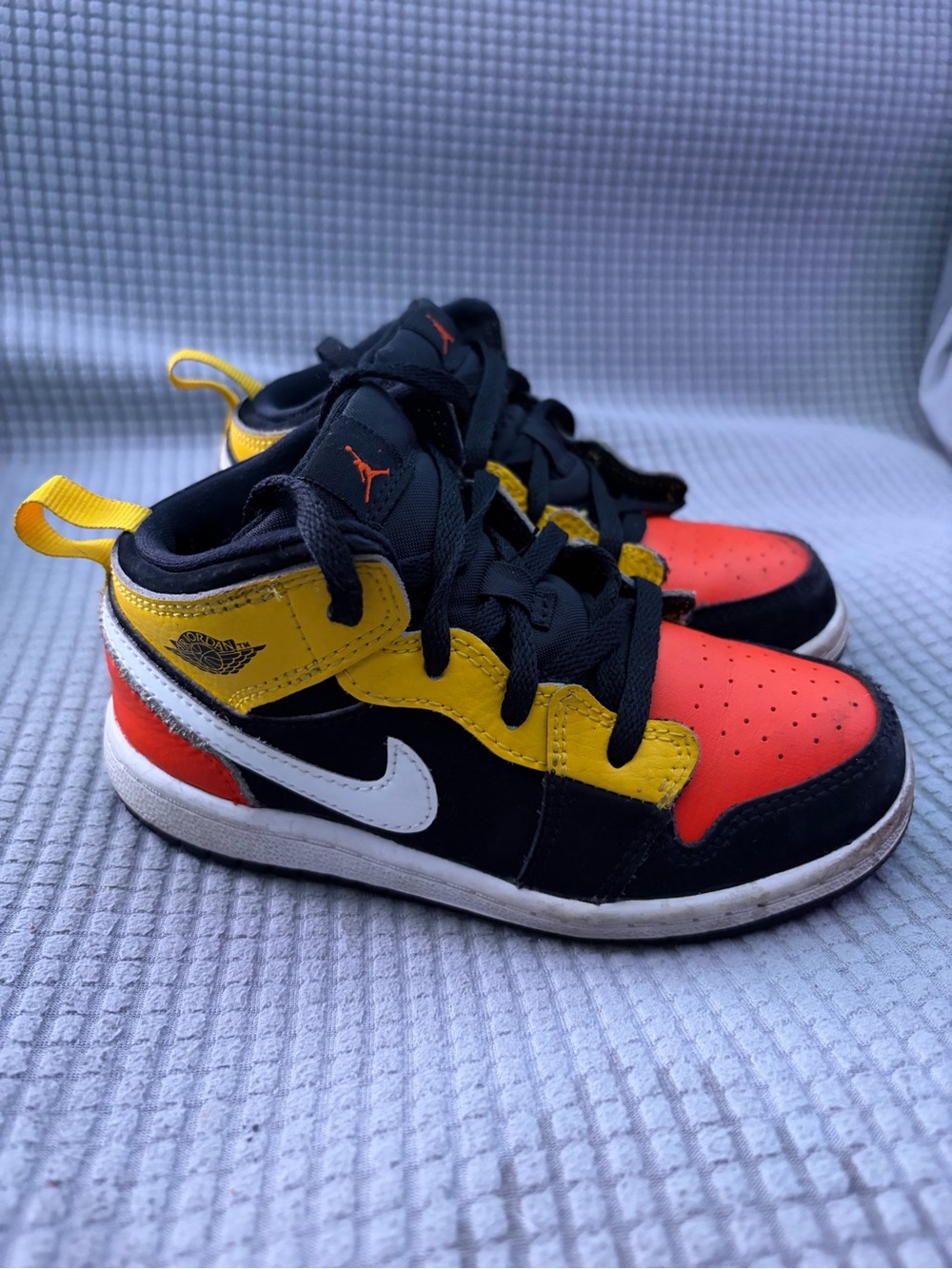 Nike Air Jordan 1 Mid SE Toddler Sneakers Black Orange Yellow Size 9C
